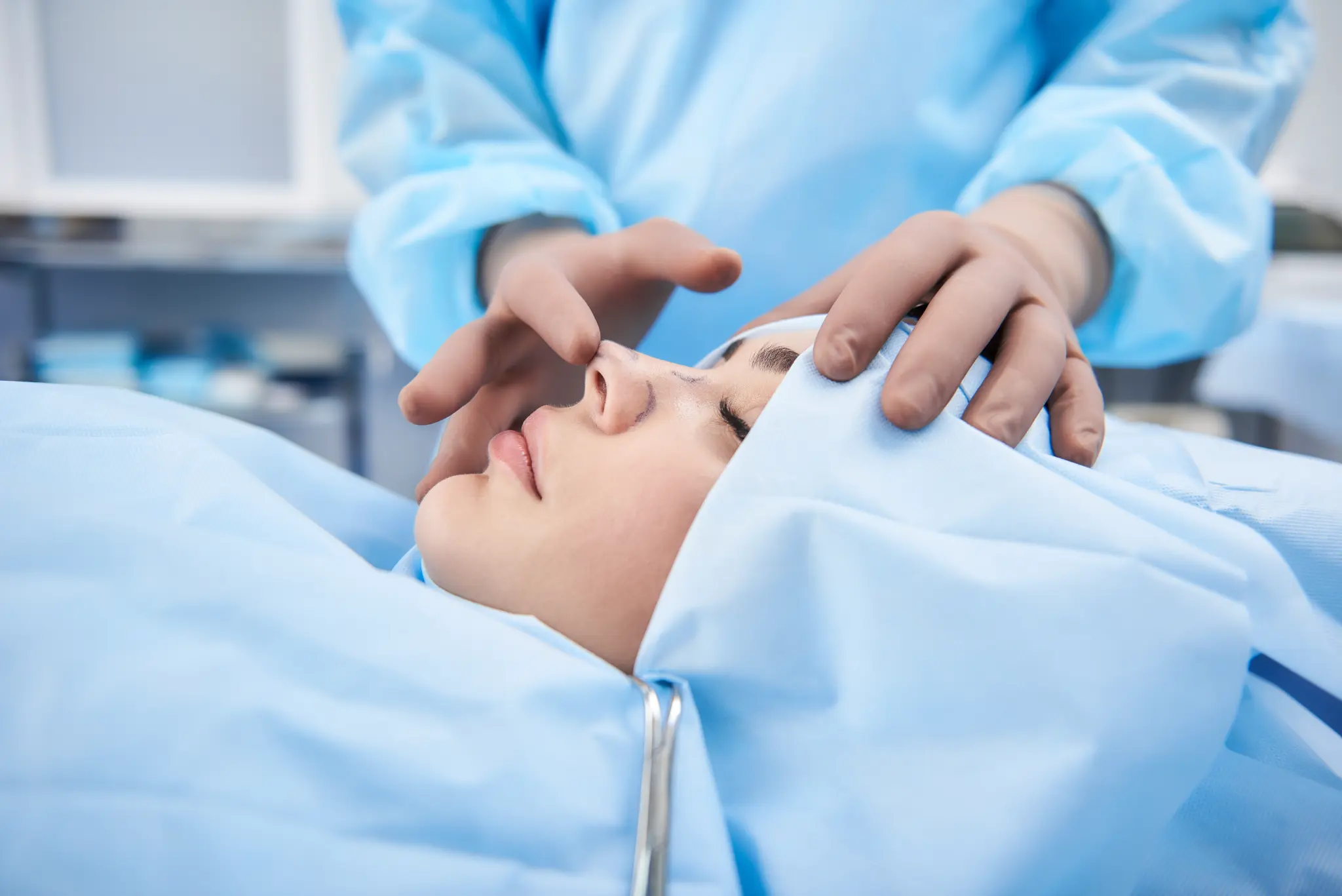 Rinoplastia cerrada con abordaje cerrado · Dr. Jorge Duque Silva · Madrid